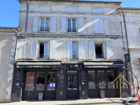 restaurant+2 appartements