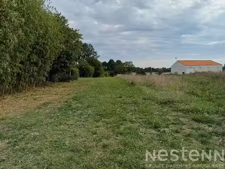 terrain à vendre à pisany - 533 m² - environnement agréable
