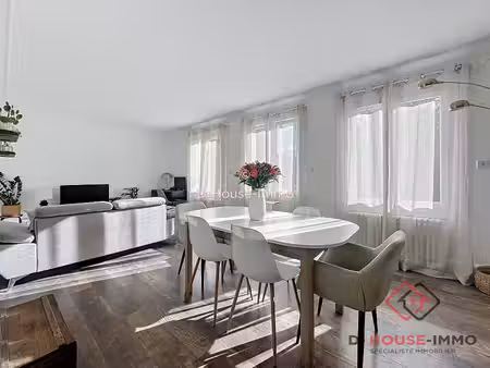 maison à 2 mins de périgueux et ses commodités/ 3 chambres/garage/jardin