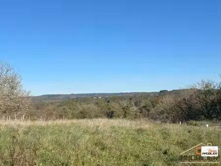 terrain à bâtir viabilisé 979m²