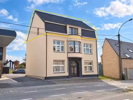 twee slaapkamerappartement met garage
