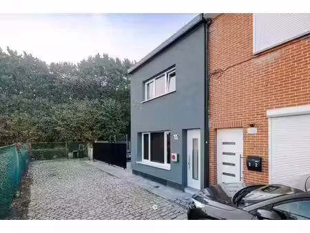 huis te koop in burcht met 3 slaapkamers
