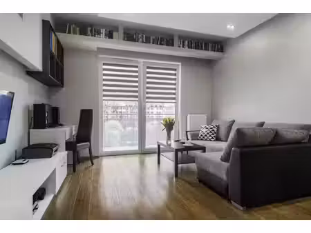 superbe studio à 850m du rer a