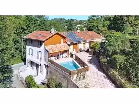 vente maison 5 pièces 250 m² à pont-en-royans (38680)  300 000 €