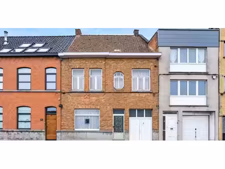 entrepôt à vendre à renaix pour € 245.000 avec 4 chambres à coucher