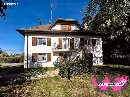 maison 8 pièces 181 m²