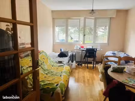 beau 2p (ou t1bis) meublé 33 m2+ parking jonelière