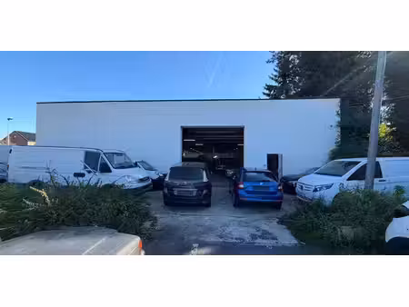 bâtiment d’entreprise à louer à wijnegem pour € 5.866