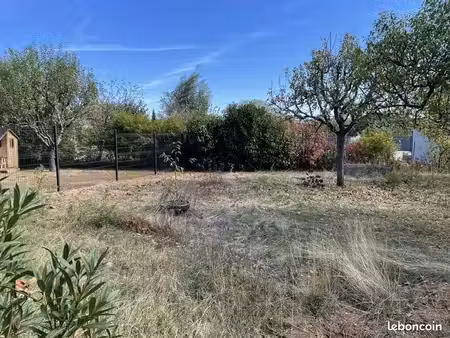 terrain à bâtir de 420 m² à dommartin (69)
