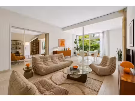 exclusivite 75018 paris - 5 pièces - esprit maison