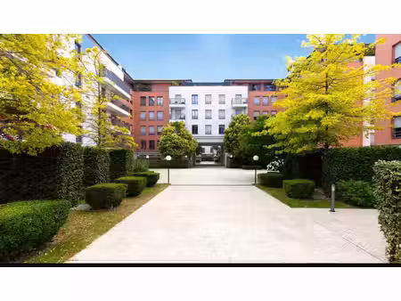 t2 / 44m² / rueil-malmaison (rer a)