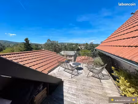 triplex 6 pièces 136 m²
