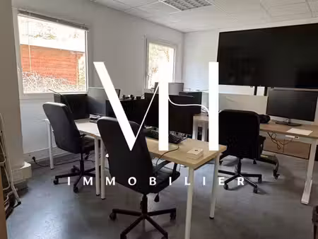 location bureaux 55 m²