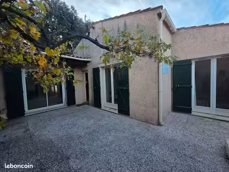 maison plein pied 3 chambres jardin garage toute commodité