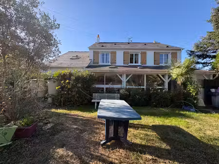 maison 6 pièces larçay