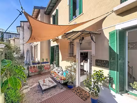 maison 1931 4 ch.  jardin  3 parkings bas-cimiez