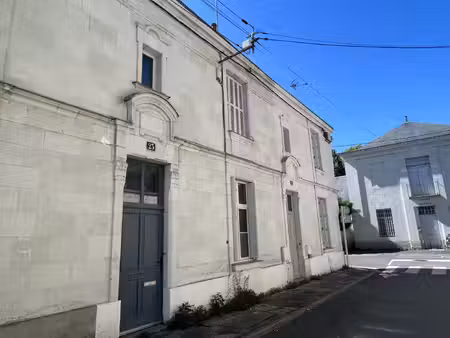 maison de ville saumur