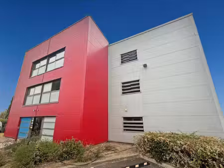 bureaux de 271m2 + 11 parking extérieurs - parc d'activités