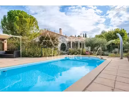 maison 7 pièces 160 m²