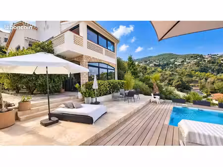 villa 5 pièces 175 m²