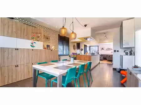 sous option - maison à vendre à vivegnis avec 3 chambres à coucher