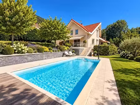 vente maison 6 pièces 204 m² à epagny metz-tessy (74330)  1 200 000 €