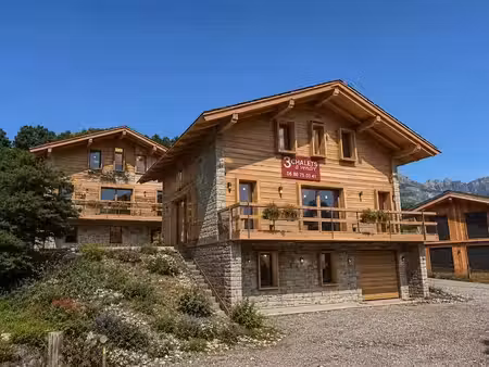 vente chalet 7 pièces 155.17 m² à combloux (74920)  1 359 000 €