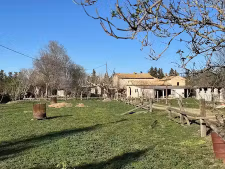 vente maison 10 pièces 300 m² à taillades (84300)  1 380 000 €