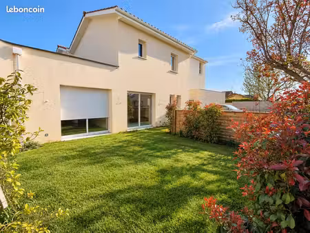 villa neuve jardin au calme