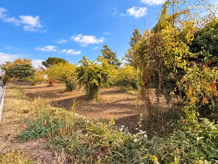 terrain 1 475 m² vourles