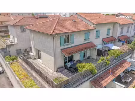 appartement 5 pièces 99 m²