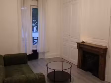 t1 bis 41m2 meublé avec chambre séparée