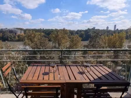 appartement t3 lumineux de 67 m² à caluire-et-cuire  aux portes de lyon
