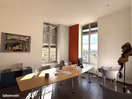bureaux  hôtel 160 m²