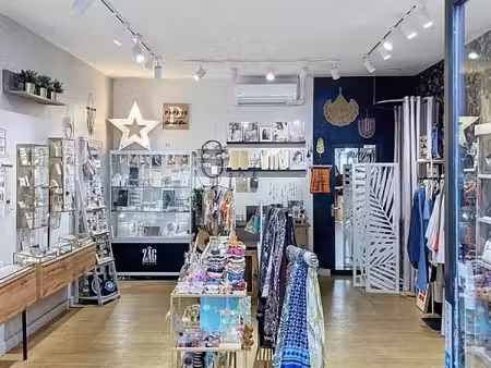 fonds de commerce 49 m²