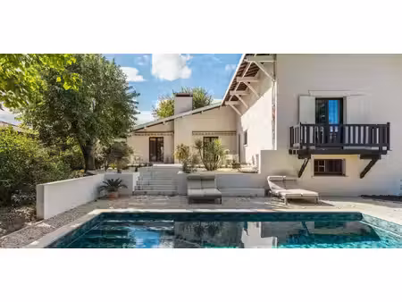 maison avec piscine et terrasse centre ville - merignac (33)