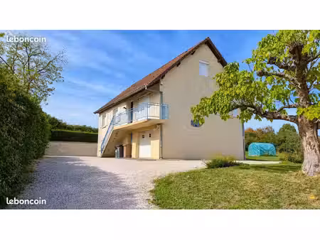 maison - 7 pièces - 240 m²