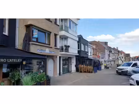 appartement te huur in knokke-heist met 3 slaapkamers