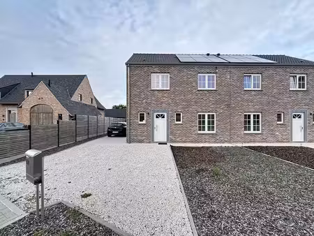 huis te huur in ruiselede met 4 slaapkamers