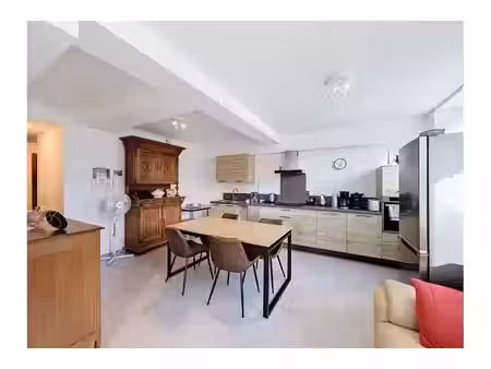 appartement à louer à rue des ecoles 118 ciney (vbe80426)