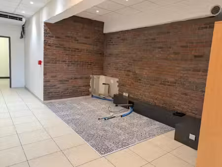 local professionnel à louer bourgoin jallieu 1 pièce(s) 75m2 750€/mois ht/hc