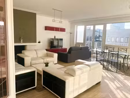 etterbeek  rue froissart 119-eu district area - a 150 m de s