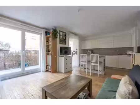 appartement 3 pièces à joinville-le-pont