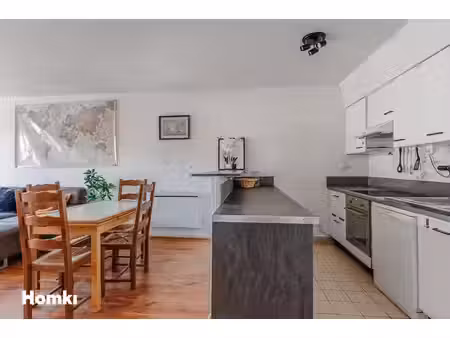appartement t2 de 53 m² à lille 59000  rue de douai