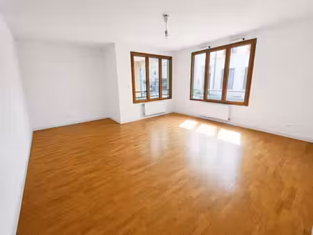 appartement t3 avec garage à lyon 1