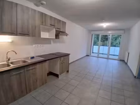 appartement t3 a saint-jean