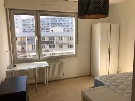 t2 avec balcon - dispo de suite