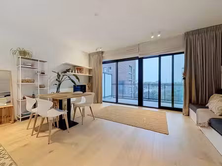 delta view - studio meublé