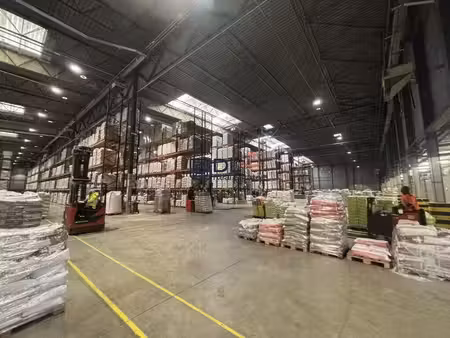 vente entrepôt étampes 91150 2000m²