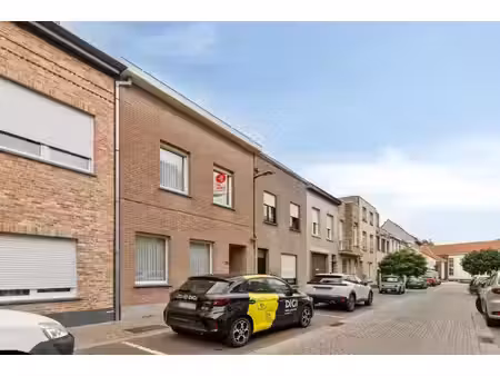 ruim huis te koop met 6 slaapkamers in blankenberge centrum